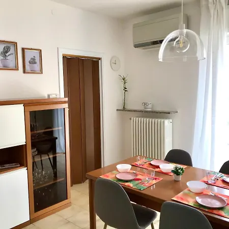 Iuli Tra E Montagna Apartment Olginate