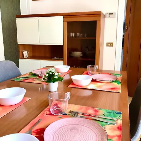 Apartment Iuli Tra E Montagna