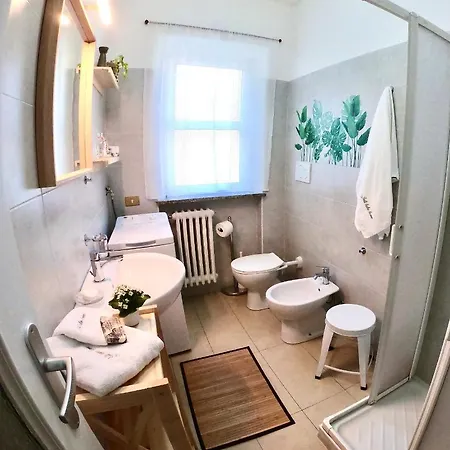 Iuli Tra E Montagna Apartment *