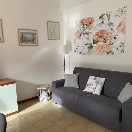 Iuli Tra E Montagna Apartment