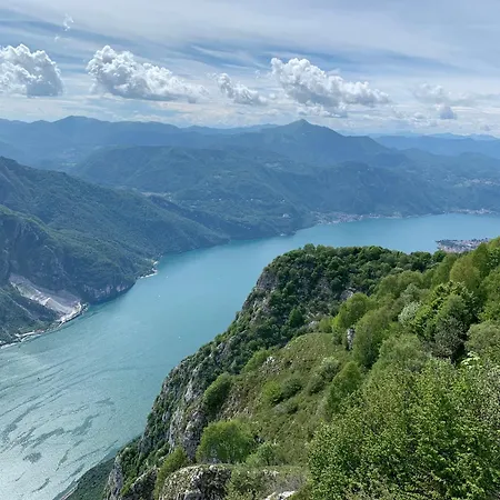 Apartment Iuli Tra E Montagna
